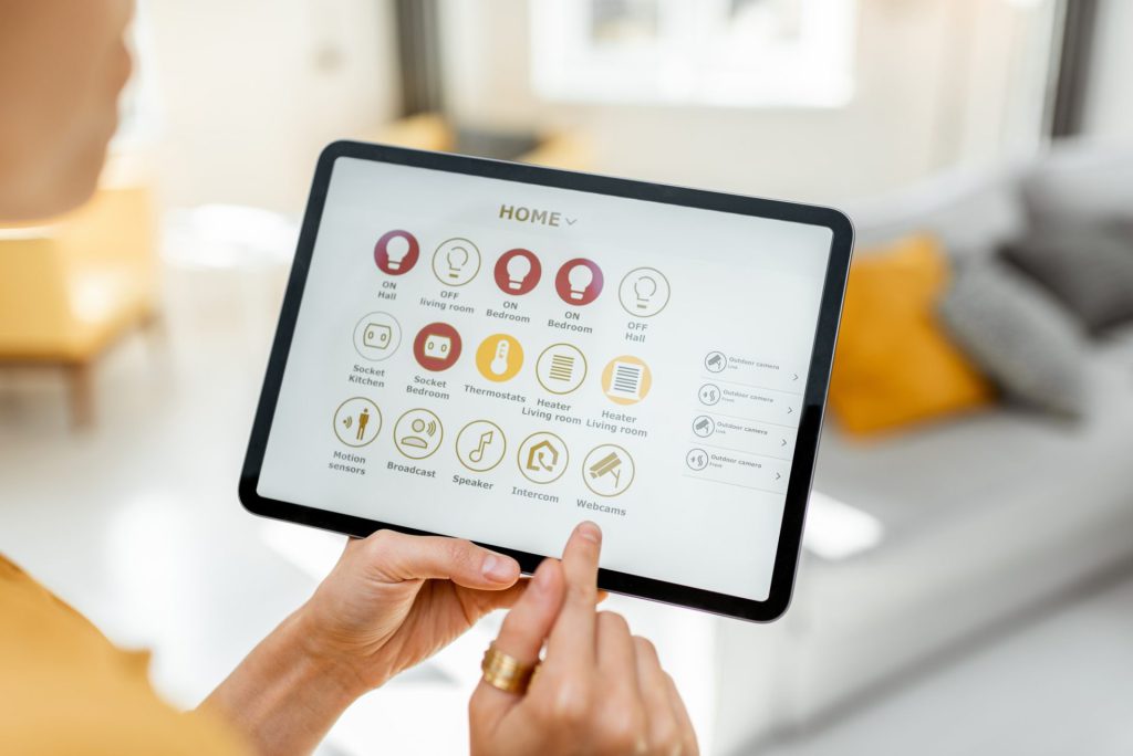 controlling smart home